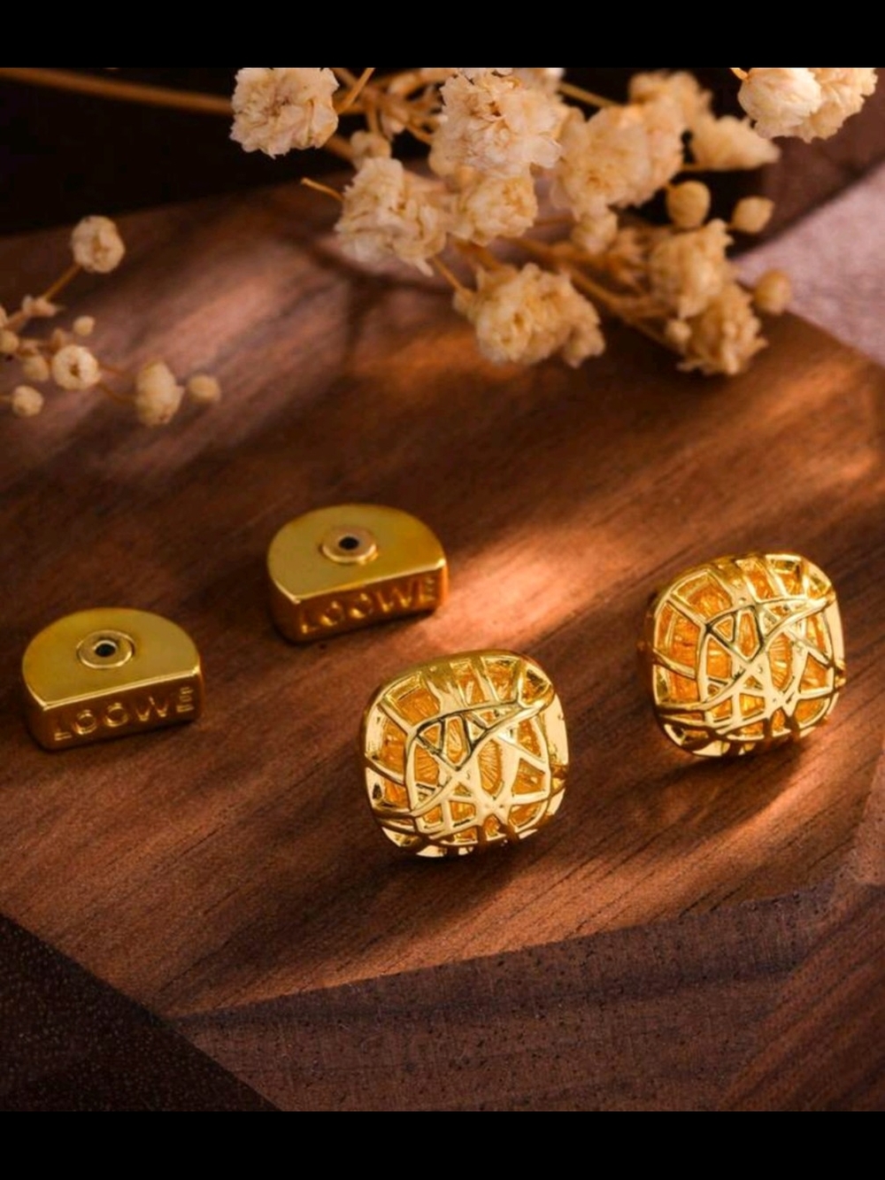 Fashion Jewelry Gold-Tone Logo Cufflinks Designer Style Motif Inspired Luxury - Picture 6 of 14